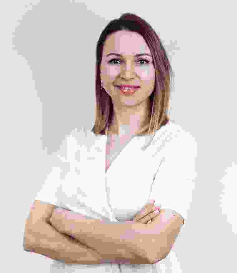 Dr. Nastasia Hoda